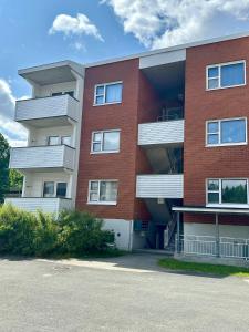 Cozy apartment near the city center with parking