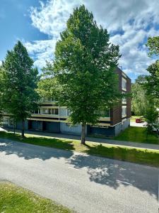 Cozy apartment near the city center with parking