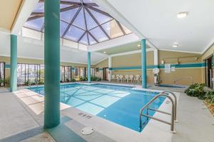 Romar Place 302 by Vacation Homes Collection