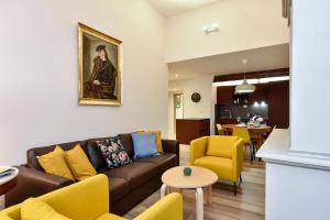 Sdrucciolo dei Pitti Third floor