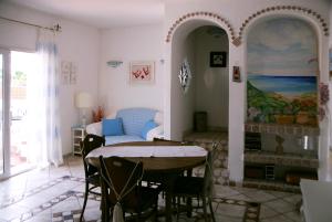 Residenza estiva con giardino vista mare Santa Lucia