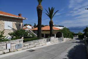 A apartment with terrace 1 min walk to the beach