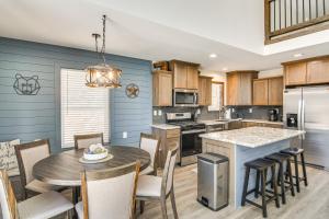 Fairplay Family Cabin on 2 and Acres! 25-0283