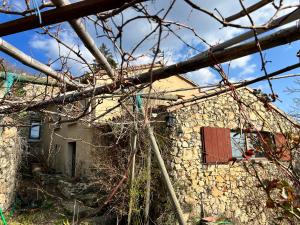 Maisons de vacances LES GITES D'ARDAILLERS : photos des chambres