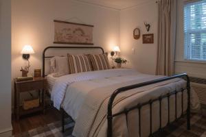 Cumberland Room on Lookout Mountain