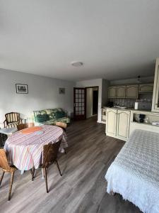 Résidence Amiraute - Charmant studio, au cœur du Val André. MAE-4043