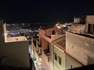 Fantastic harbour view Nino Bixio