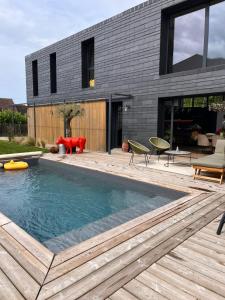 Villas Contemporary architect-s house, pool, jacuzzi : photos des chambres