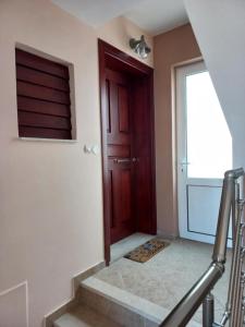 Sophies Sunny Spot 5