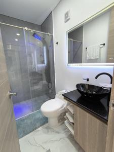 Apartaestudio amoblado, Edificio asturiano 302