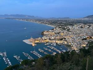 Fantastic sea view Via Duchessa