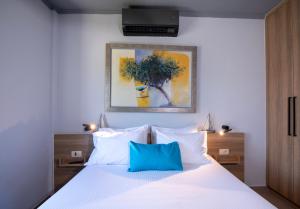 Villa Lady Dafni with private heated pool