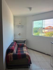 Apartamento amplo e bem localizado