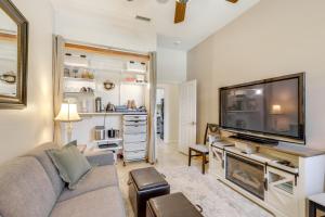 Private and Spacious Deluxe Rolling Hills Ranch Gem