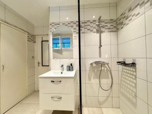 Appartements Le Sully Nest - Clim et parking : photos des chambres