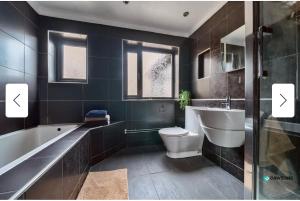 1 Engine Row Beautiful 3 Bedroom Cottage