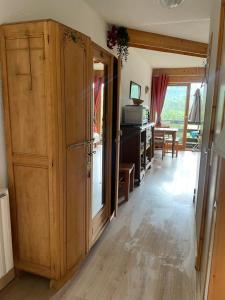 Le ZEN au pied du Grand Veymont en été en hiver