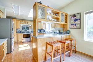 11 Acres of Adventure! Woodsy Mead Stay with Trails