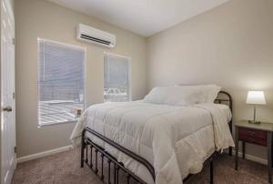 WL1, Free parking and Coffee , Smart Tv , Fast Wi-Fi