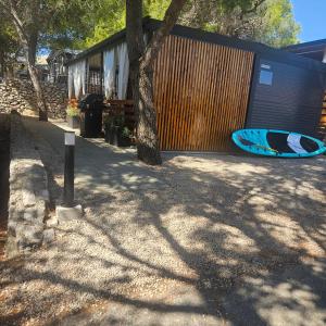 FM mobile - Oaza mira, Drage