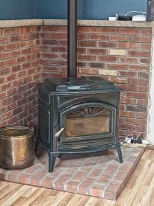 Rustic Mountain Escape Waterpark, Ski & Views!