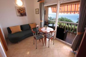 One-Bedroom Apartment Crikvenica 50