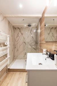 Appartements L-Ecrin Perrodin - Appartement Bourg-en-Bresse : photos des chambres