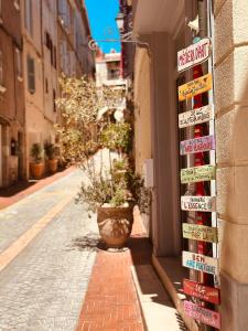 Maisons d'hotes Moon Room, Nuit insolite - Ollioules Toulon Var : photos des chambres