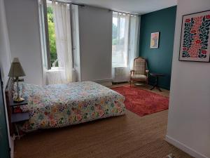 B&B / Chambres d'hotes Pause Charentaise chambre avec piscine : photos des chambres