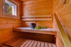 Peaceful Lake Norvajärvi Cottage Hosted by Hygge Host