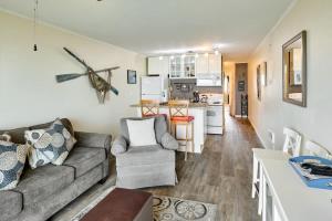 Ground Floor Beachfront Suite - Sleeps 4 - Pool and Sauna