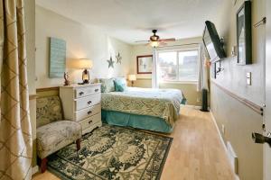 Ground Floor Beachfront Suite - Sleeps 4 - Pool and Sauna