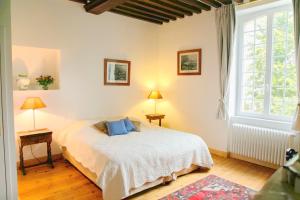 B&B / Chambres d'hotes Bed & Breakfast Chateau Les Cedres : photos des chambres