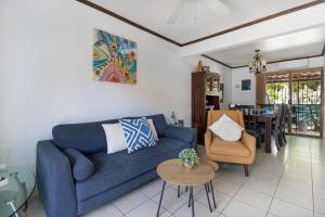 Coco - Laguna Azul Poolside Condo