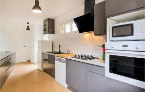 Awesome Home In Colombieres With Wifi