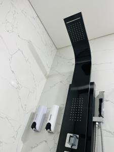 Park 93, Chico, El Virrey