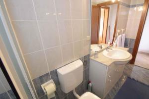 Two-Bedroom Apartment Crikvenica 43