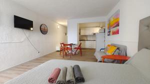 Barandas Beachfront Apartment Ocean Outside