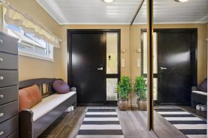 Large apartment for max 13pax Tromsø