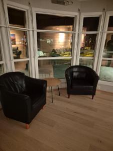 Large apartment for max 13pax Tromsø