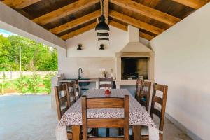 Holiday home in Radetici - Istrien 52055