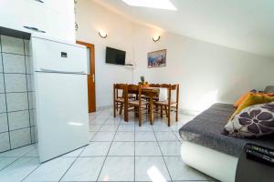 Apartment in Petrcane - Zadar Riviera 7842