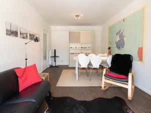 Cozy apartment near the beach