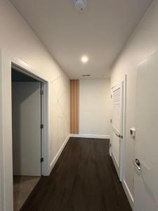 2BD Midtown ATL W-Balcony & Black Truck Option