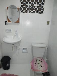 Pousada Dádiva Beira Mar Lótus Simples com frigobar Na Esquina da Praia do Pontal Centro