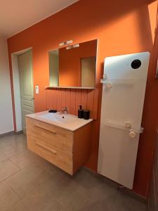 Maisons de vacances Gite de Nos Jeunes Annees : photos des chambres