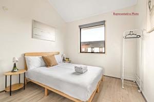 Tranquil Double Room - Walk to Train & Cabramatta Eats - Shared Bathroom