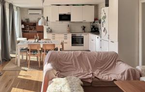 Amazing Home In Motala With Wifi