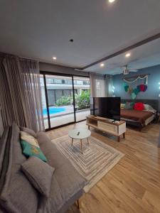 Estudio grande en la 38