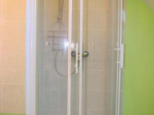Maisons de vacances Charmant Gite Familial proche du Lac de Chemille-sur-Indrois, 3 Ch, Jardin, Activites, Chateaux. - FR-1-381-375 : Maison de Vacances (7 Adultes)